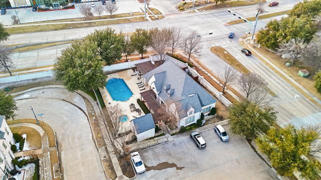 Building Photo - 814 Milton Way