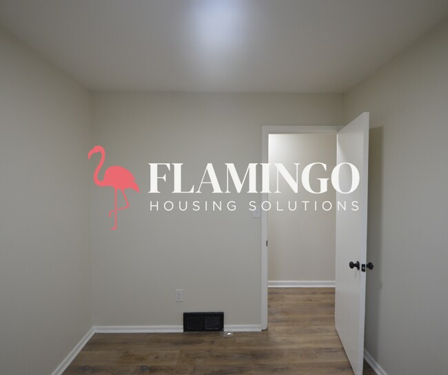 Building Photo - 5122 Hackett Dr