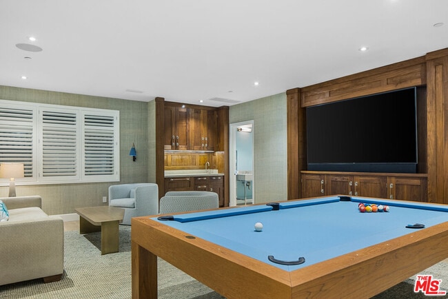 Building Photo - 1347 Palisades Beach Rd