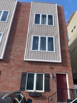 Building Photo - 336 Leverington Ave