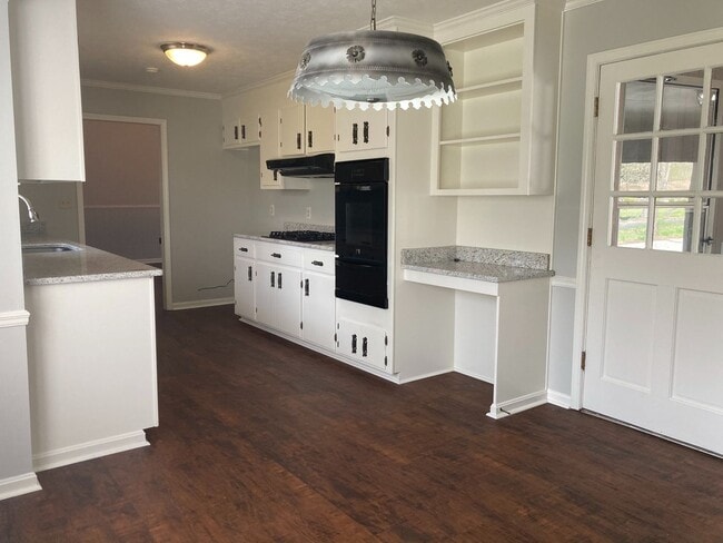 Building Photo - Cozy 3/2 House in East Rome- $1,795