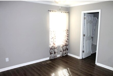 Building Photo - 27 Corinth Rd