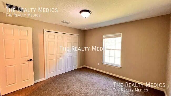 Building Photo - 154 Guava Terrace