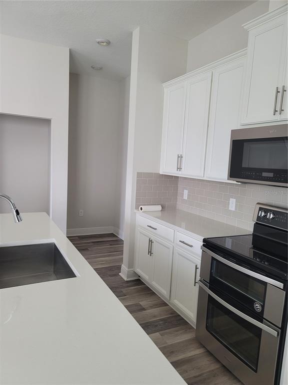 Building Photo - 9960 Pallida Hickory Wy