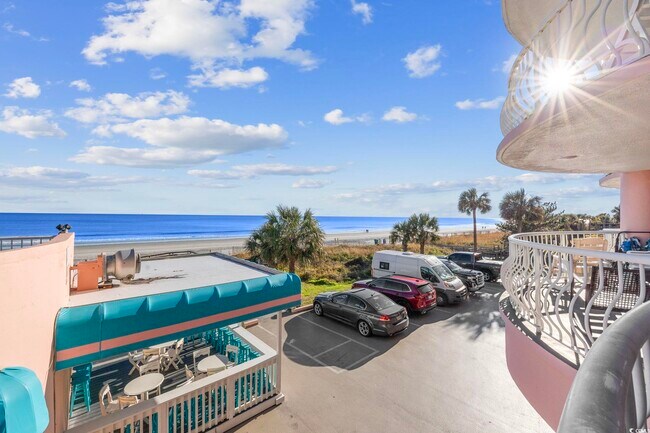 Building Photo - 202 70th Ave N