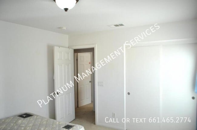 Building Photo - 4202 W Avenue J13