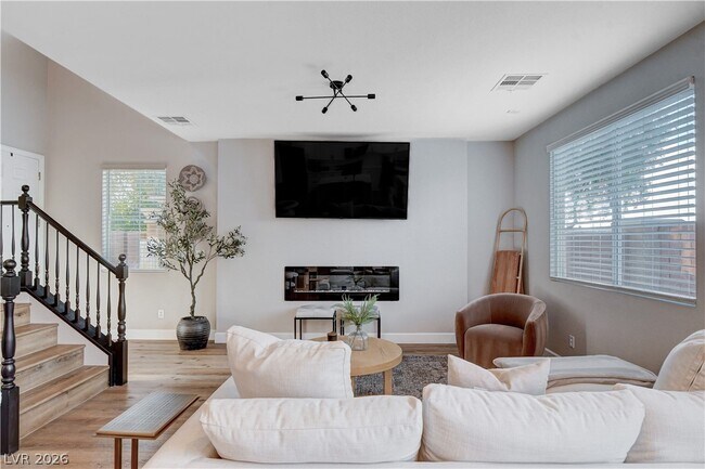 Building Photo - 10400 Raining Sky St