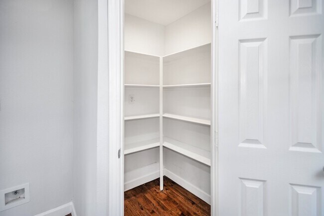 Building Photo - 3234 Berry St