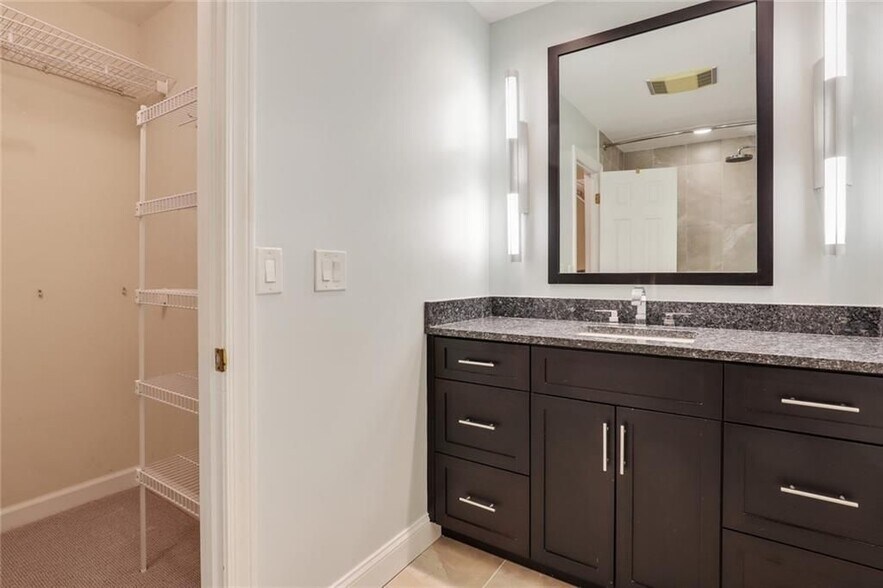 Building Photo - 1315 Stillwood Chase