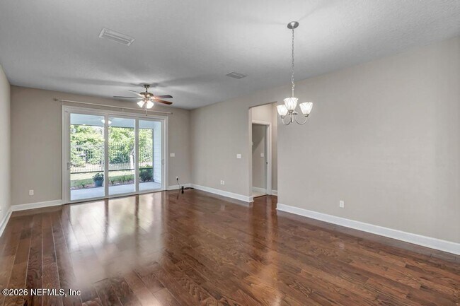 Building Photo - 132 Vista Lake Cir