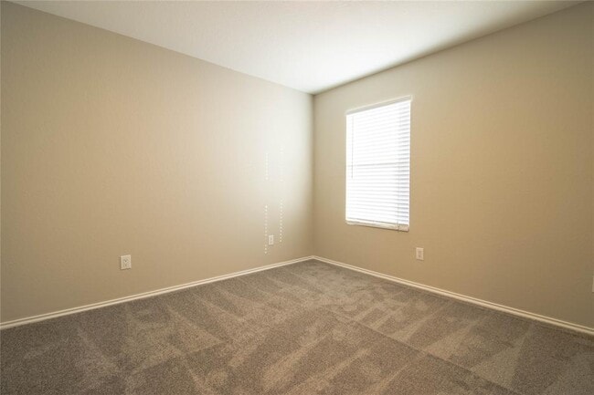 Building Photo - 16727 Libson Falls Dr