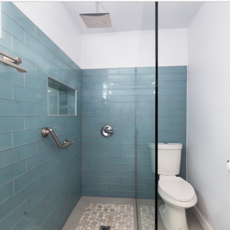 Building Photo - 15247 Binney St