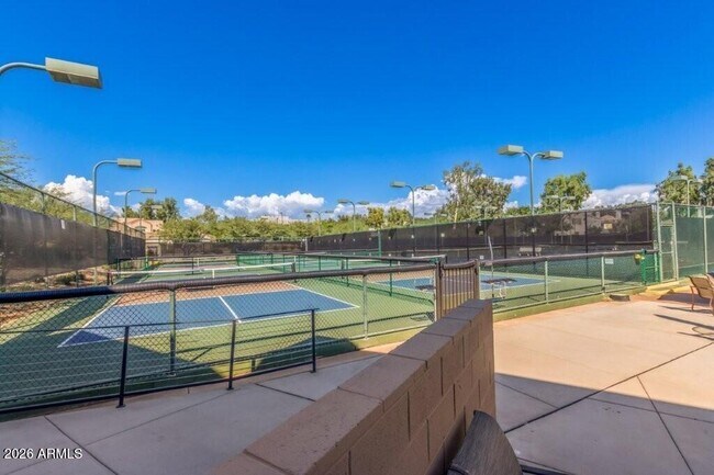 Building Photo - 7222 E Gainey Ranch Rd