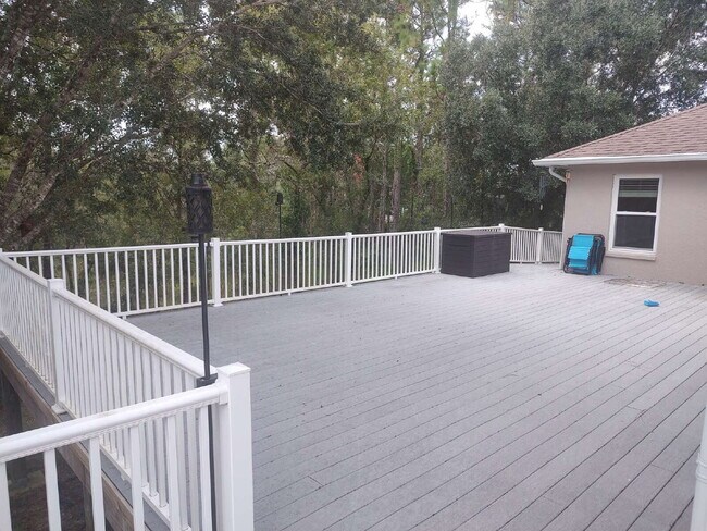 Building Photo - "Spacious 4-Bedroom with 3 Full Baths - 2,...