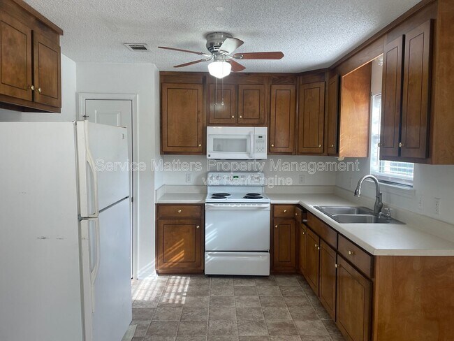 Building Photo - 4899 Keyser Ln