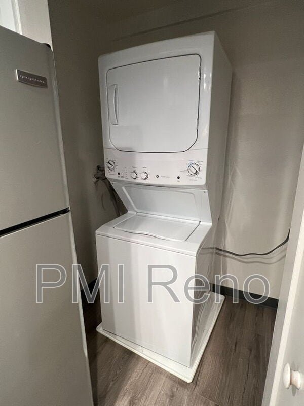 Building Photo - 530 E Patriot Blvd