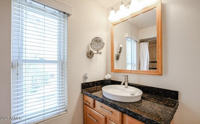 Building Photo - 10415 North 11th St