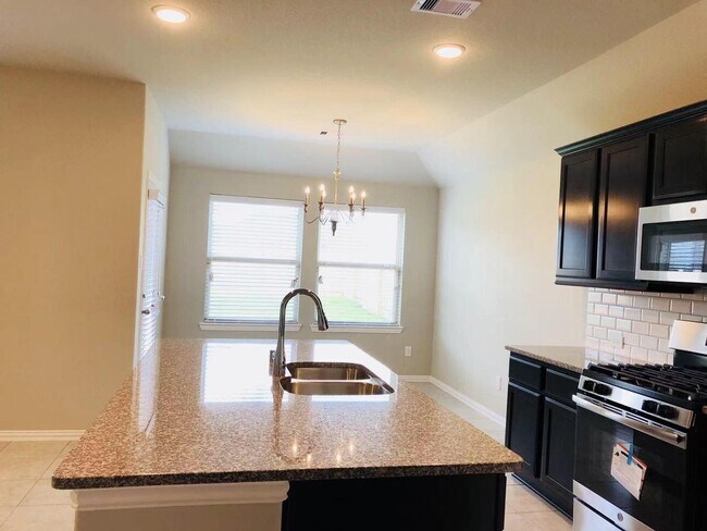 Building Photo - 8411 Remington Bluff Ln