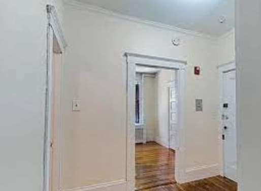 Building Photo - 123 Myrtle St