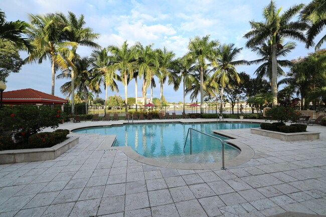 Building Photo - 4240 San Marino Blvd