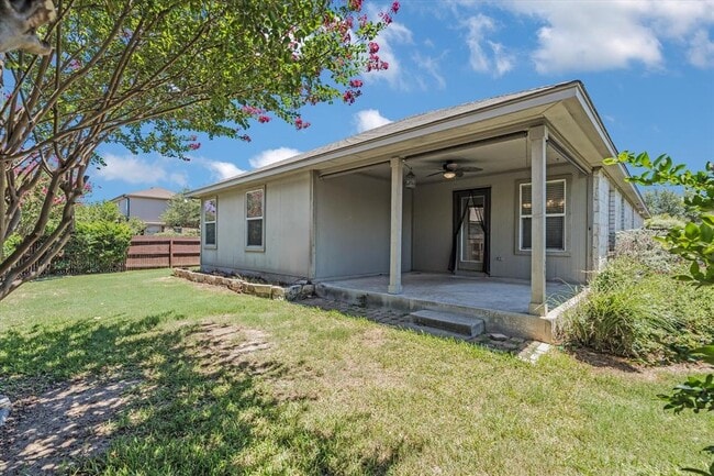 Building Photo - 1213 Hensley Dr