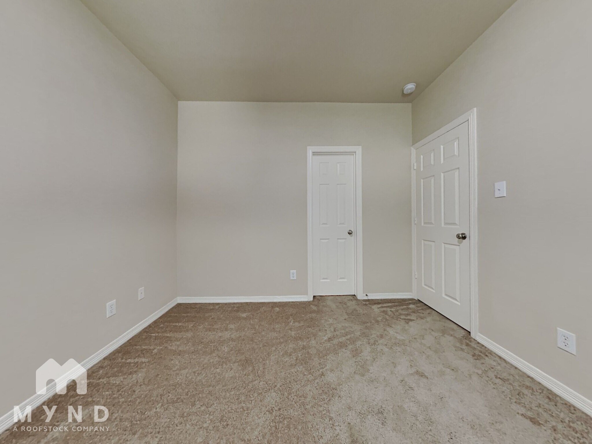 Building Photo - 4463 Diamante Dr