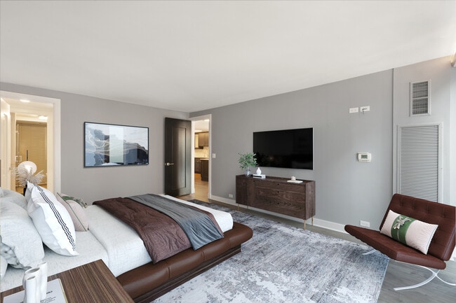 Building Photo - 200 E Delaware Pl