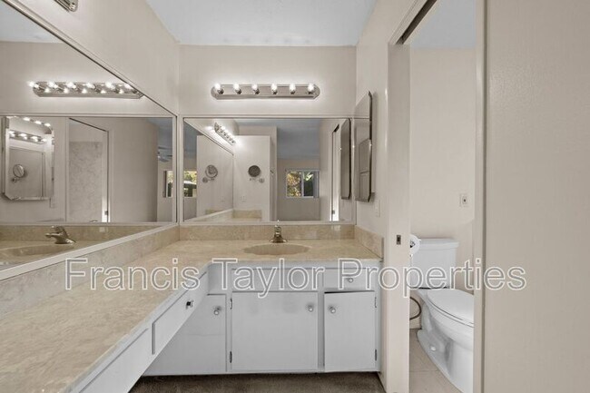 Building Photo - 2230 E El Norte Pkwy