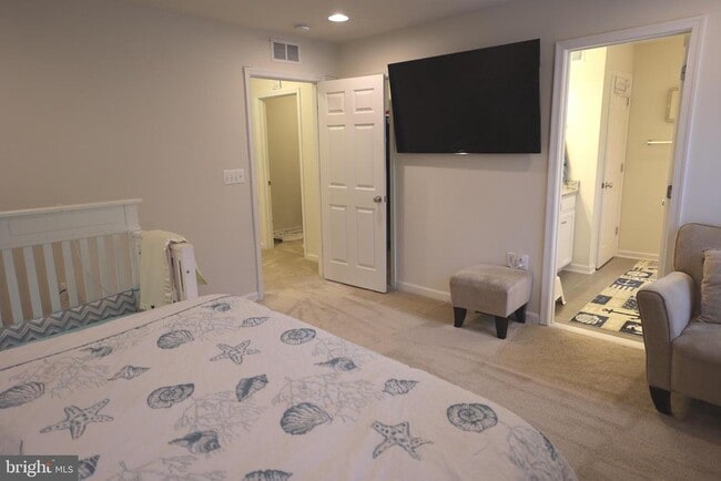 Building Photo - 130 Intrepid Ln