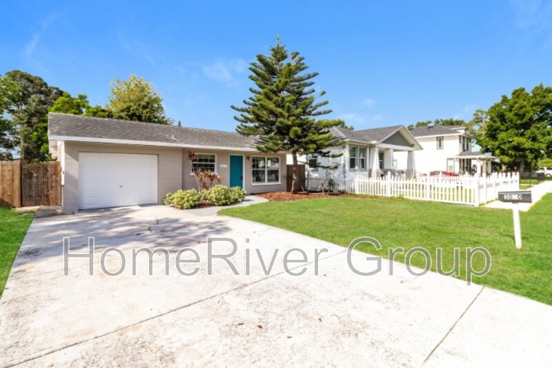 Primary Photo - 3010 24th Ave N