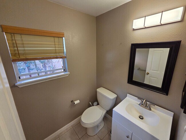 Building Photo - Spacious 2-Bedroom Home with loft in Tropics at Waikele with 2 car Garage