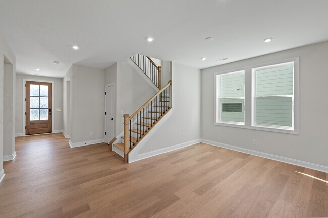 Building Photo - 253 Murray Grey Ln