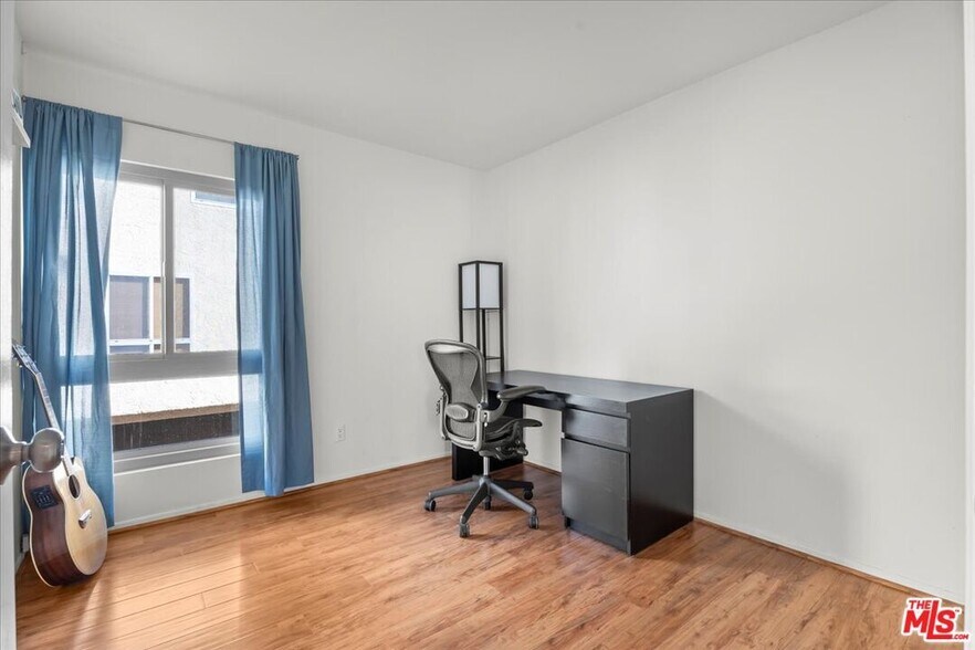 3rd Bedroom downstairs - 5267 Coldwater Canyon Ave