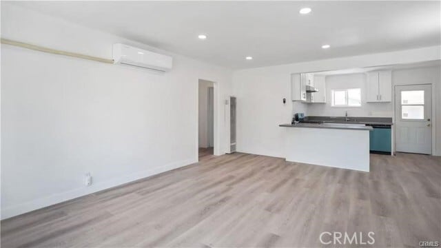 Building Photo - 4249 Filhurst Ave