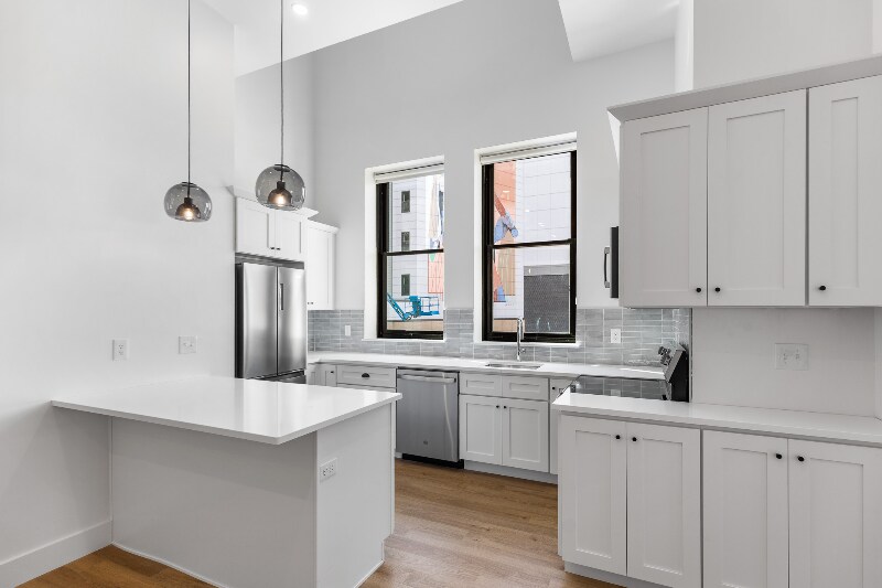 Building Photo - 101 Richmond St