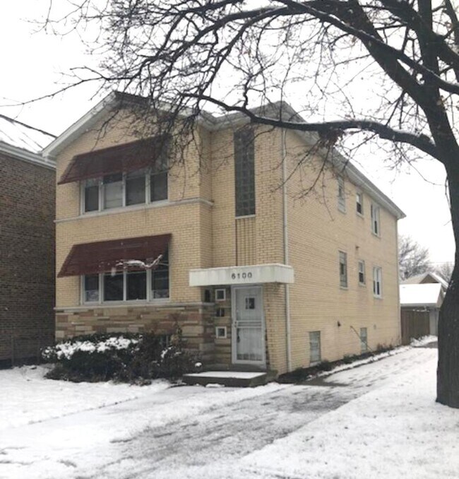 Primary Photo - 6100 S Kenneth Ave