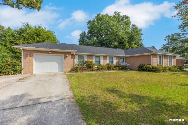 Building Photo - Spacious 4BR House in Fayetteville
