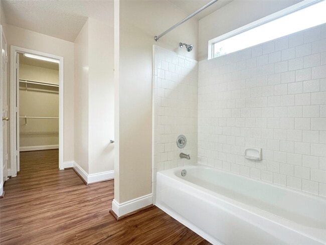 Building Photo - 20603 Apache Lake Dr