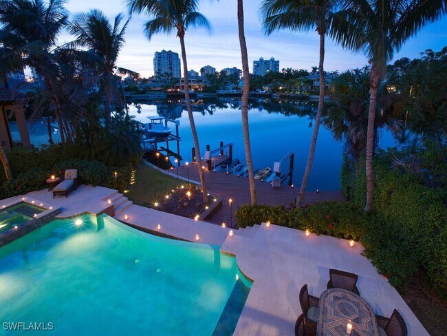 Building Photo - 377 Pirates Bight