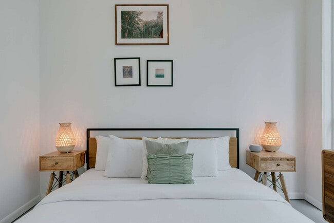 Building Photo - 235 NE 2nd St