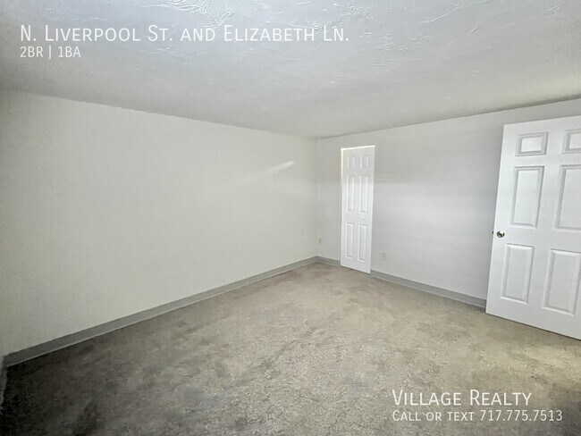 Building Photo - 75 N Liverpool St