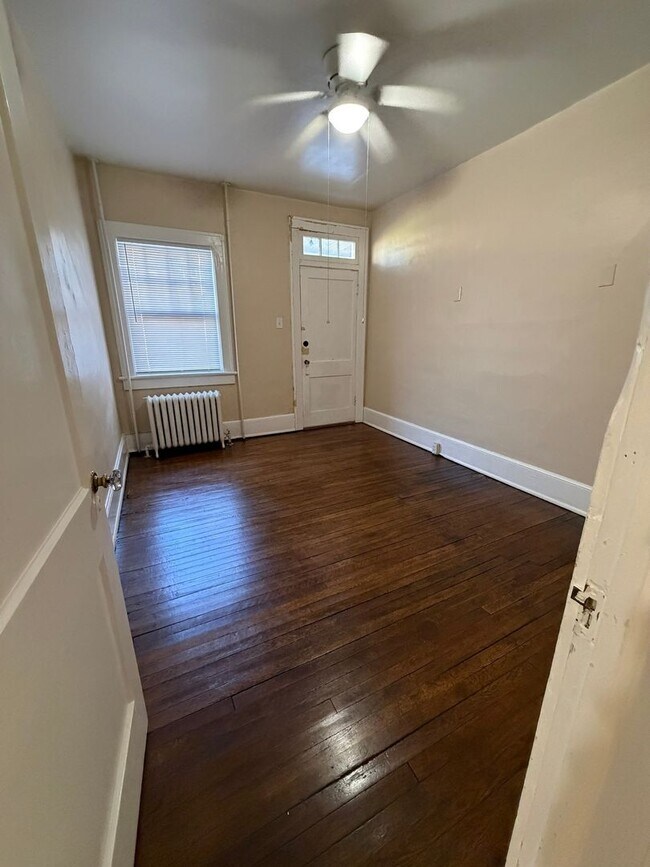 Building Photo - Ferdinand/829