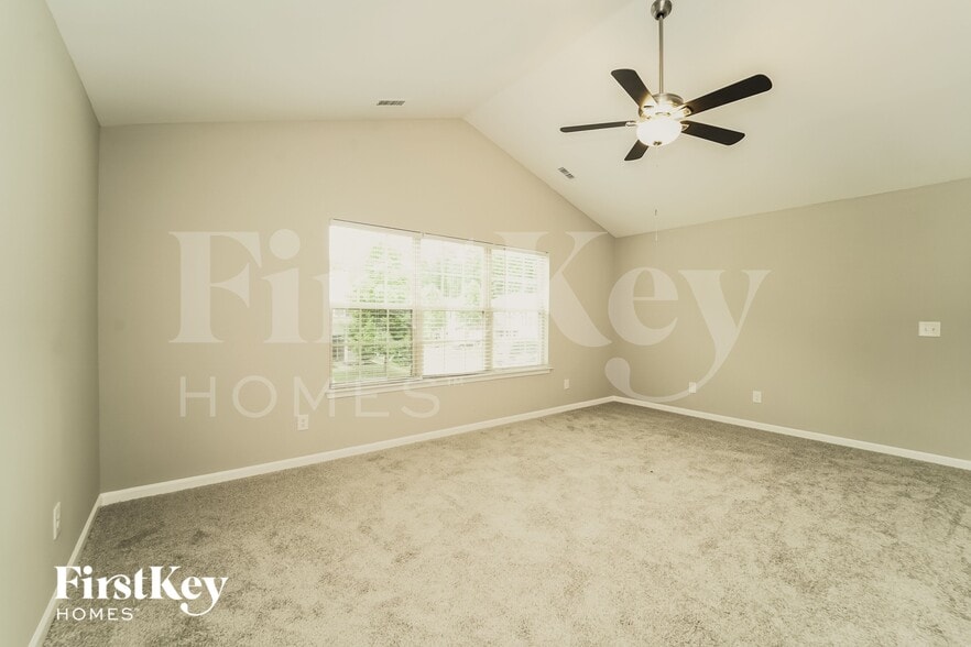 Building Photo - 803 Rook Rd