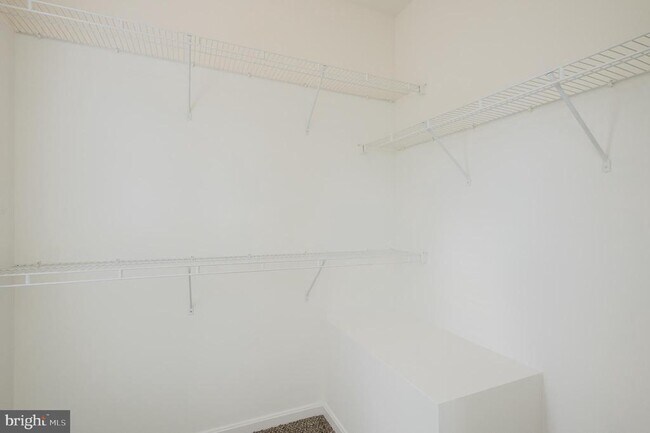 Building Photo - 557 Rhapsody Ct