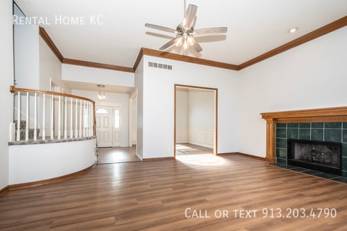 Building Photo - 18880 W 116th St