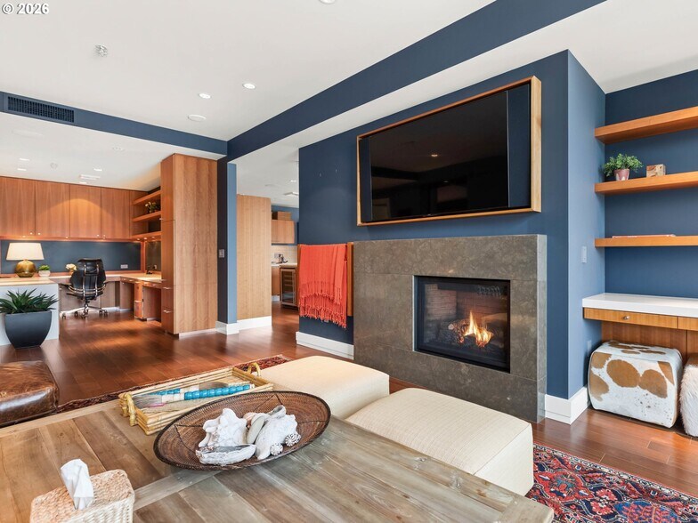 Building Photo - 311 NW 12th Ave