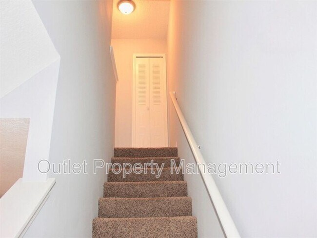 Building Photo - 6291 Arlington Ct