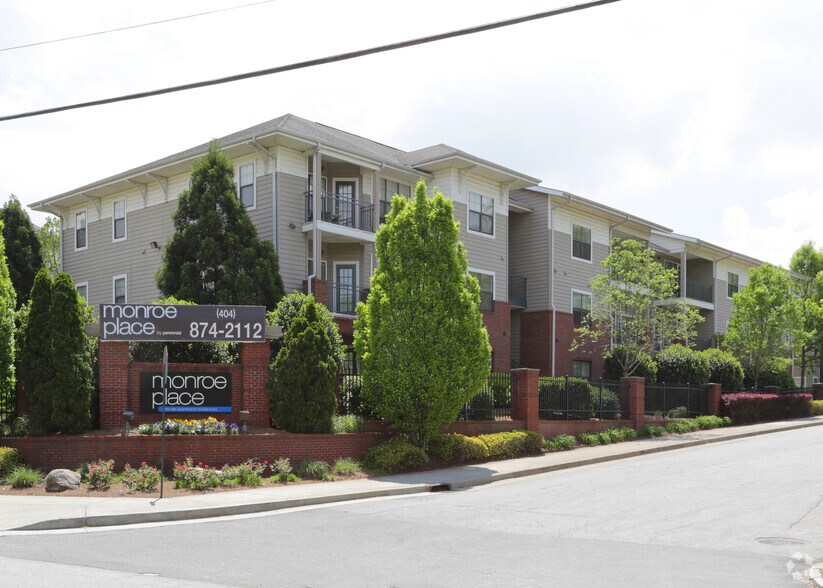 Monroe Place Apartments 2000 NE Monroe Pl Atlanta GA 30324