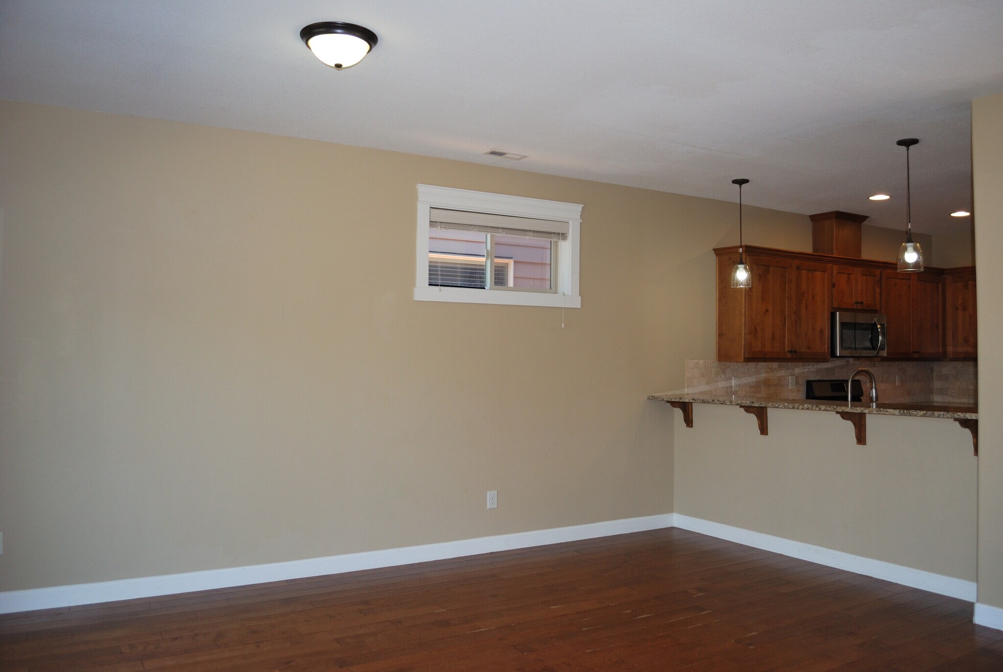 Building Photo - 9706 NE 75th Way