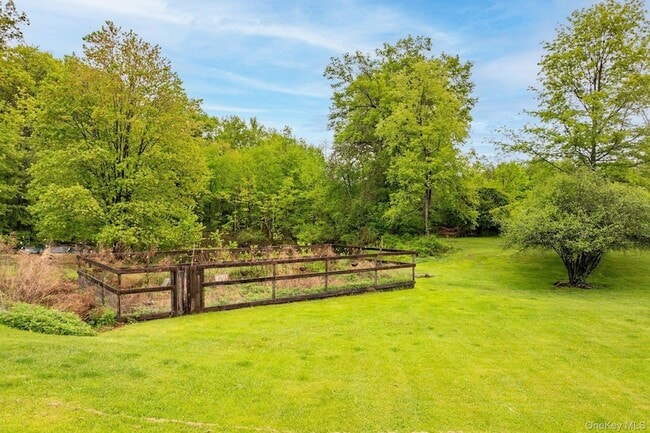 Building Photo - 831 County Route 12